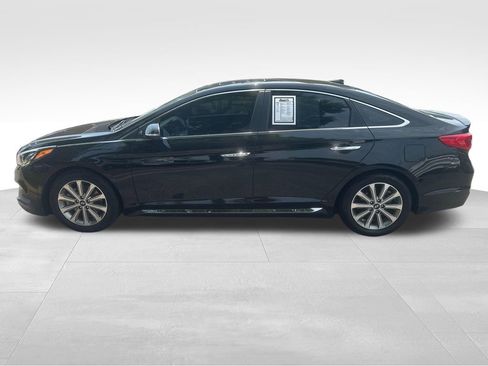 Used 2017 Hyundai Sonata Limited w/ Ultimate Package 04 FWD image 5