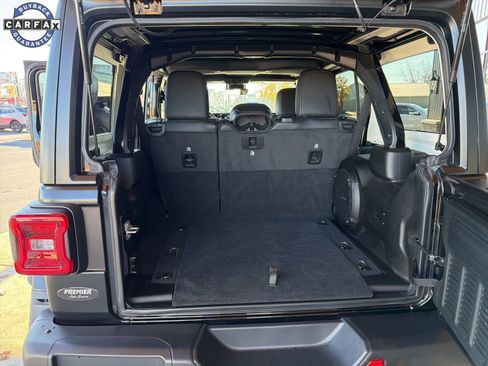 Used 2024 Jeep Wrangler Unlimited Rubicon image 6