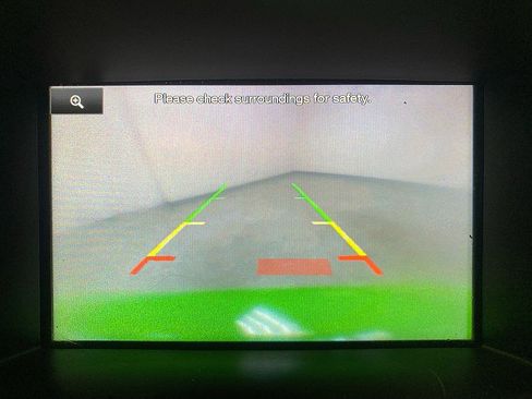 Used 2014 Ford Fiesta Titanium image 20