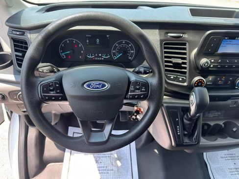 Used 2025 Ford Transit 250 148 Medium Roof Extended AWD image 17