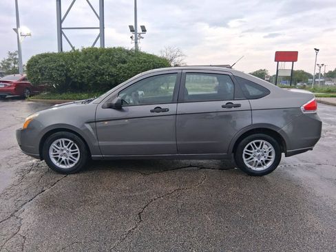 Used 2009 Ford Focus SE FWD image 5