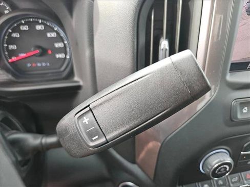 Used 2024 Chevrolet Silverado 1500 Custom image 19