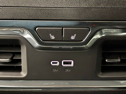 New 2026 GMC Sierra 1500 Denali w/ Denali Reserve Package image 7