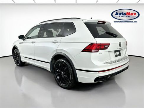 Used 2022 Volkswagen Tiguan SE R-Line image 6