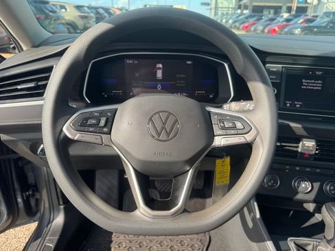 Used 2022 Volkswagen Jetta S FWD image 12
