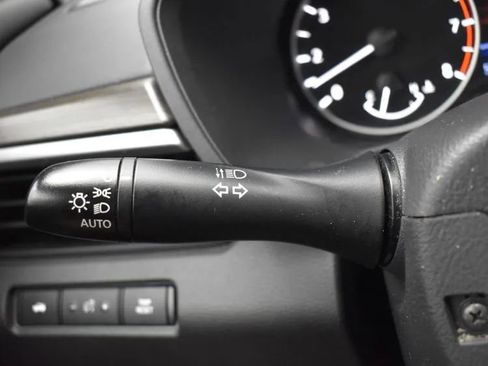 Used 2023 Nissan Altima 2.5 SV image 24