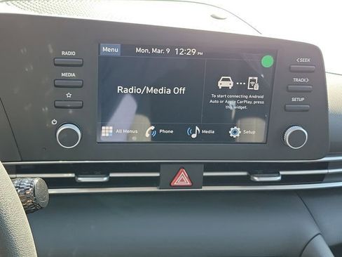 New 2026 Hyundai Elantra SE image 8