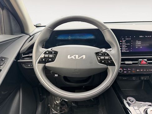 Used 2024 Kia Niro Wind FWD image 13