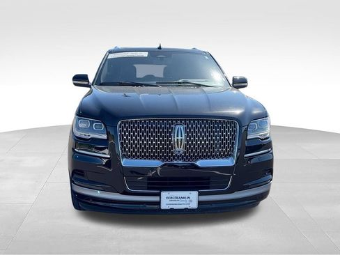 Used 2024 Lincoln Navigator Reserve AWD/4WD image 3
