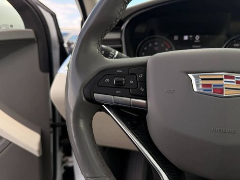 Used 2020 Cadillac XT6 Premium Luxury AWD/4WD image 14