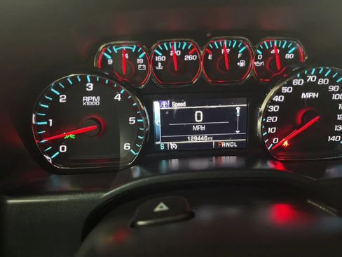 Used 2018 Chevrolet Silverado 1500 LT w/ All Star Edition RWD image 11