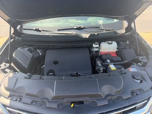 Used 2020 Chevrolet Traverse LT w/ LT Premium Package image 33