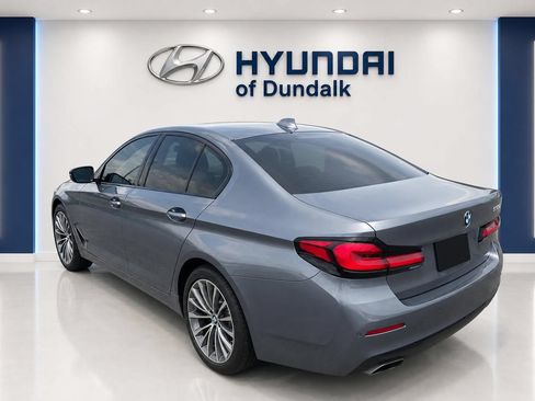 Used 2022 BMW 530i w/ M Sport Package RWD image 2
