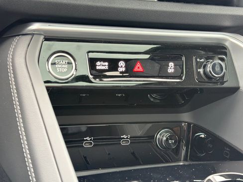 New 2025 Audi Q5 Premium Plus AWD/4WD image 20