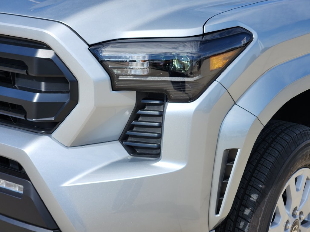 New 2026 Toyota Tacoma SR5 AWD/4WD image 11
