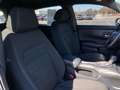 Certified 2025 Honda HR-V Sport image 29