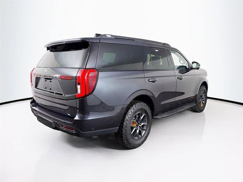 Used 2025 Ford Expedition Tremor AWD/4WD image 7