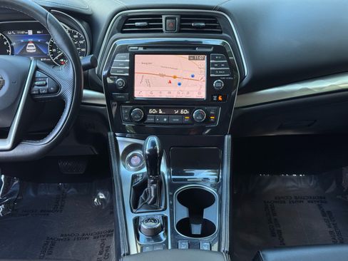 Used 2021 Nissan Maxima 3.5 SV w/ Floor Mat Group FWD image 21