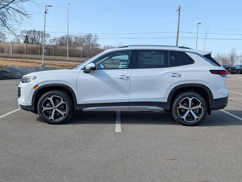 New 2026 Volkswagen Tiguan SE image 3