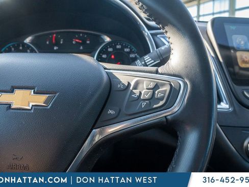 Used 2018 Chevrolet Malibu LT w/ Leather Package image 13