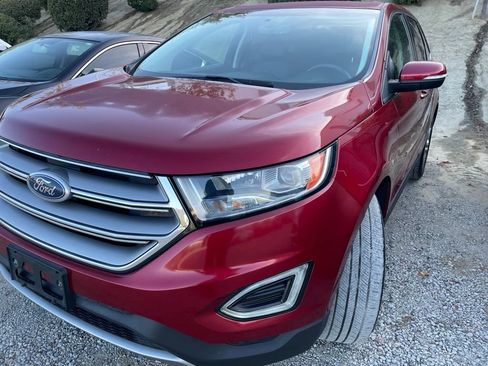 Used 2016 Ford Edge Titanium FWD image 5