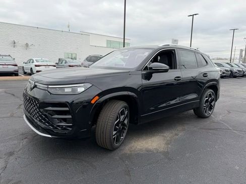 New 2026 Volkswagen Tiguan SEL R-Line AWD/4WD image 3