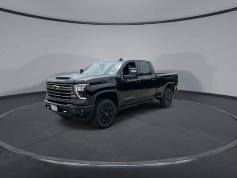 Used 2024 Chevrolet Silverado 2500 High Country w/ Midnight Edition AWD/4WD image 4