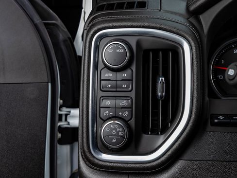 Used 2022 Chevrolet Silverado 2500 LTZ w/ LTZ Plus Package image 20