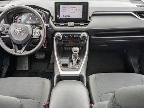 Used 2025 Toyota RAV4 LE image 21