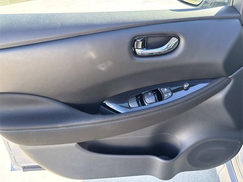 Used 2024 Nissan Leaf SV Plus image 16