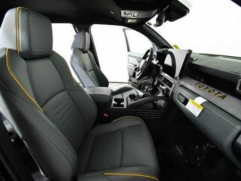 New 2026 Toyota 4Runner Trailhunter image 22