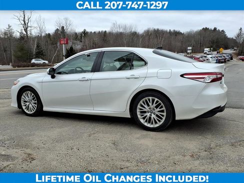 Used 2018 Toyota Camry image 7