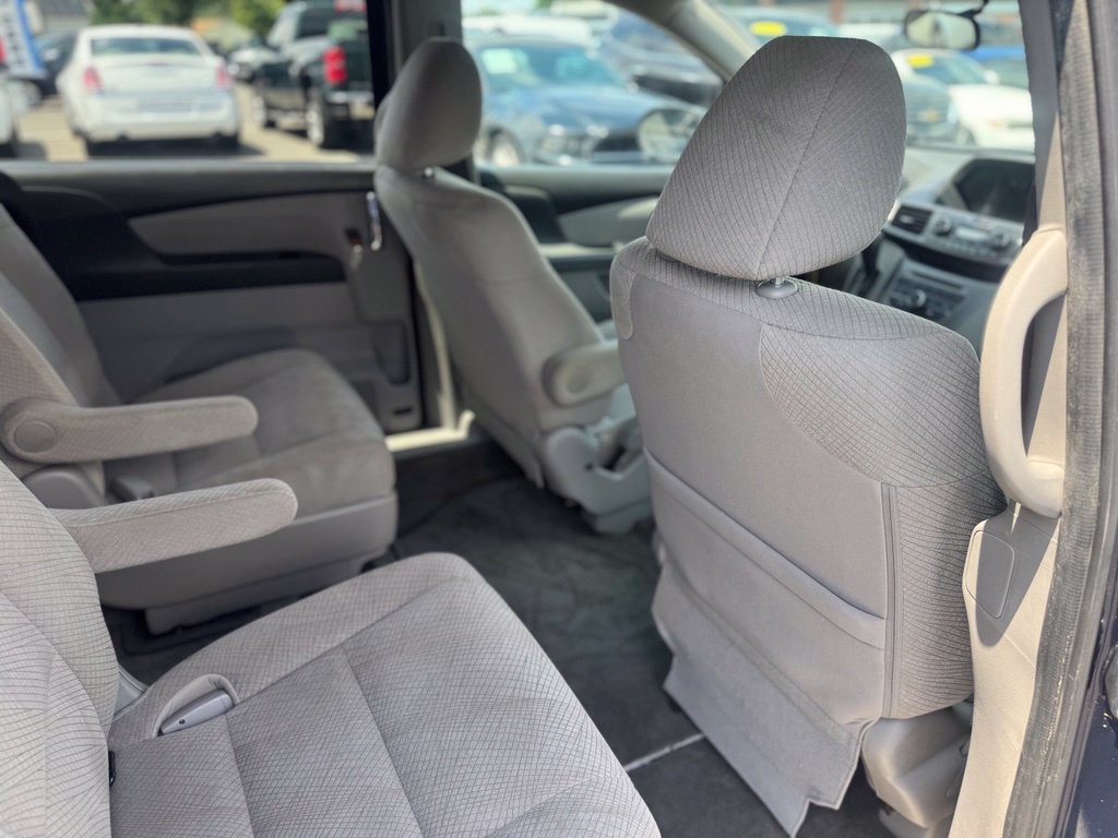 Used 2015 Honda Odyssey LX image 22