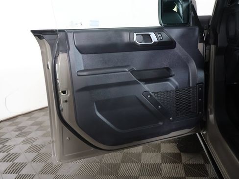 Used 2025 Ford Bronco Badlands AWD/4WD image 22