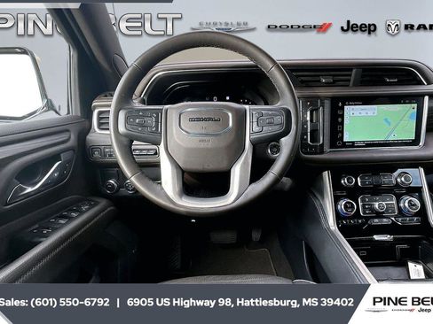 Used 2023 GMC Yukon Denali image 6