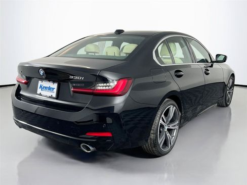 Certified 2024 BMW 330i xDrive Sedan w/ Convenience Package AWD/4WD image 6