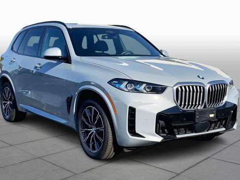 Used 2025 BMW X5 xDrive40i image 2