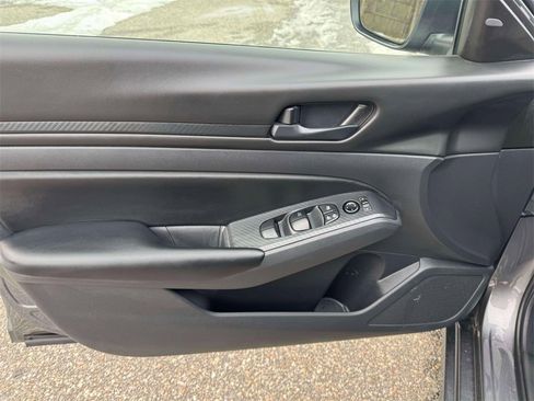 Certified 2025 Nissan Altima 2.5 S image 16