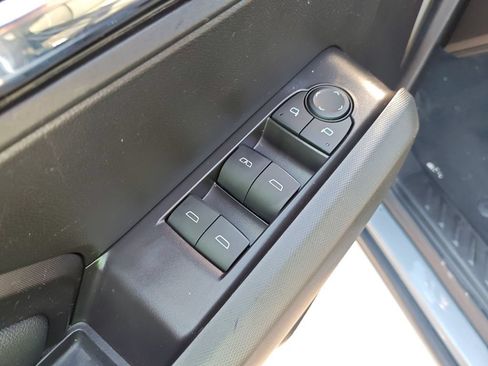Used 2024 GMC Canyon Elevation RWD image 11