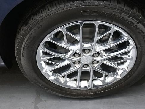 Used 2023 Buick Enclave Avenir w/ Avenir Technology Package FWD image 33