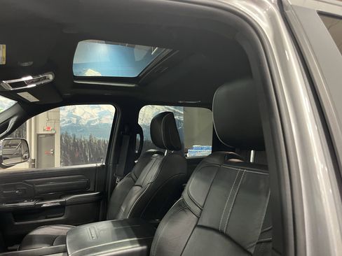 Used 2022 RAM 3500 Limited image 20