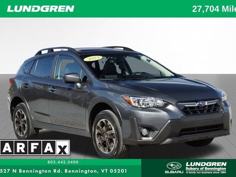 Used 2023 Subaru Crosstrek 2.0i Premium image 1