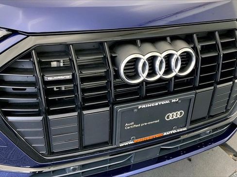 Certified 2025 Audi Q3 2.0T Premium w/ Convenience Package image 30