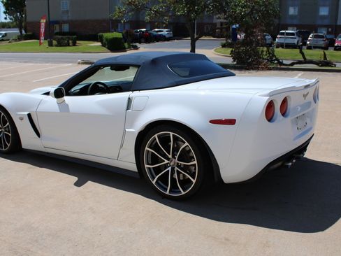 Used 2013 Chevrolet Corvette 427 w/ 1SC Preferred Equipment Group RWD image 21