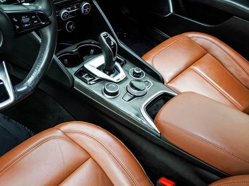 Used 2022 Alfa Romeo Giulia Ti w/ Active Assist Plus Package RWD image 21