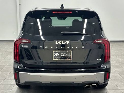 Used 2025 Kia Telluride S AWD/4WD image 3