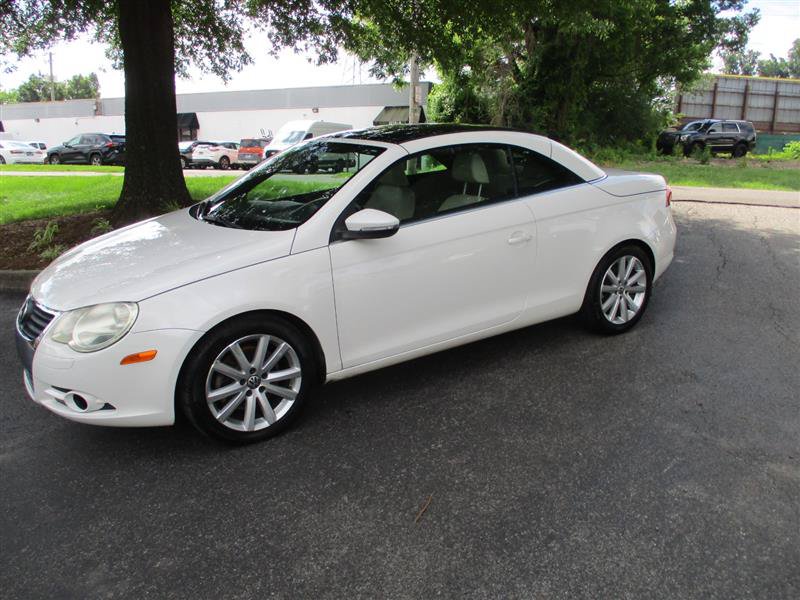 Used 2009 Volkswagen Eos Komfort FWD image 18