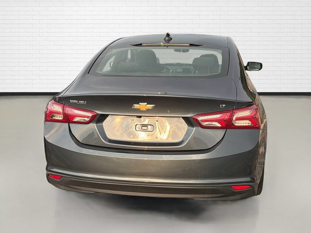 Used 2020 Chevrolet Malibu LT FWD image 7