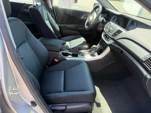 Used 2014 Honda Accord LX image 20