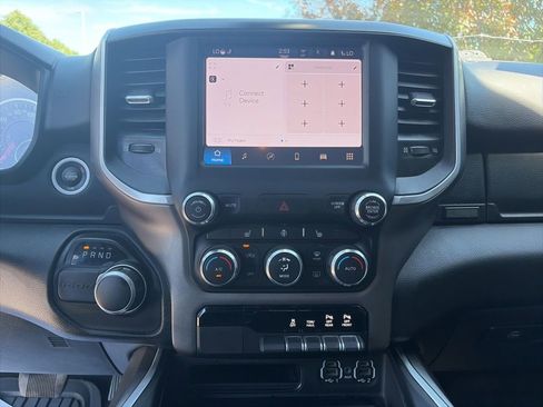 Used 2022 RAM 1500 Big Horn RWD image 9